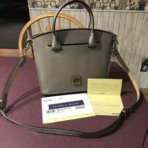 NEW Dooney & Bourke Domed Crossbody